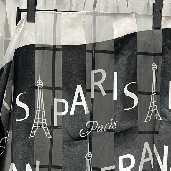 Vintage PARIS motif Black and White France themed Print Silky Scarf
Great 🎁 - Picture 4 of 9